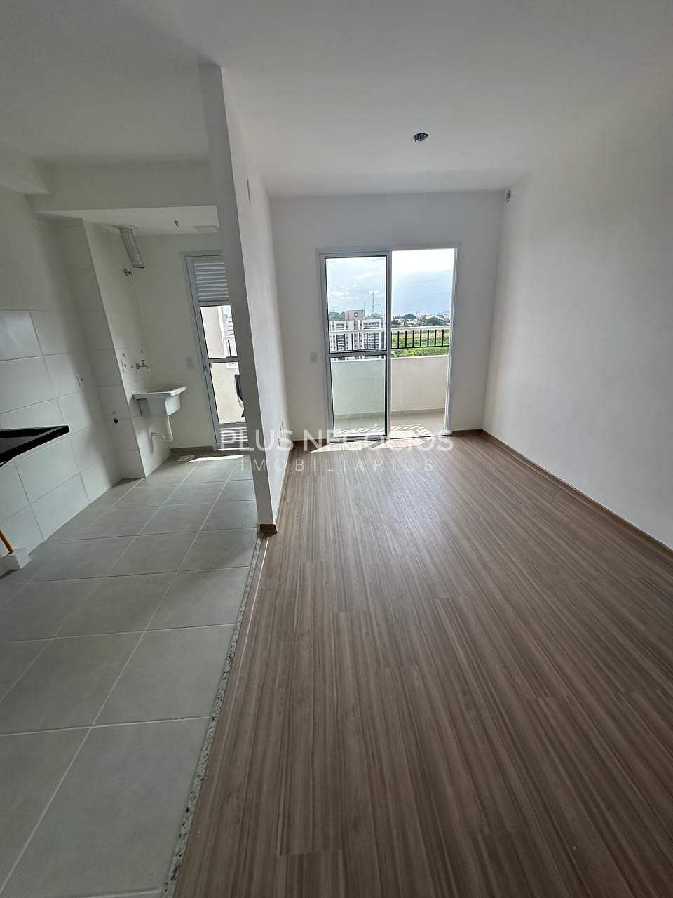 Apartamento à venda com 2 quartos, 60m² - Foto 1