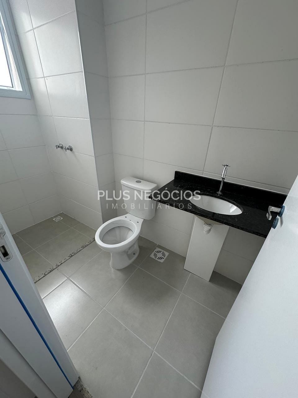 Apartamento à venda com 2 quartos, 60m² - Foto 27