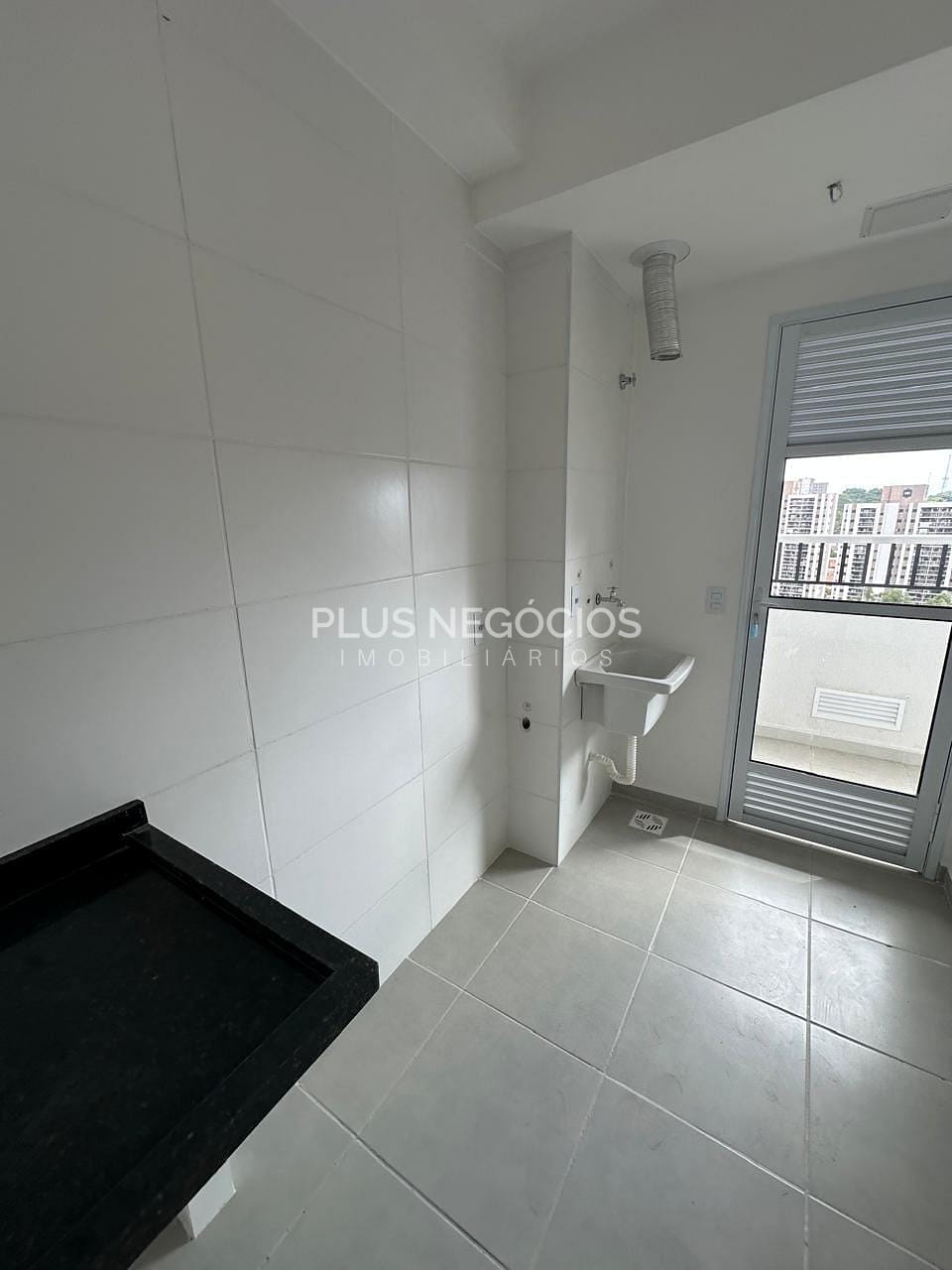 Apartamento à venda com 2 quartos, 60m² - Foto 4