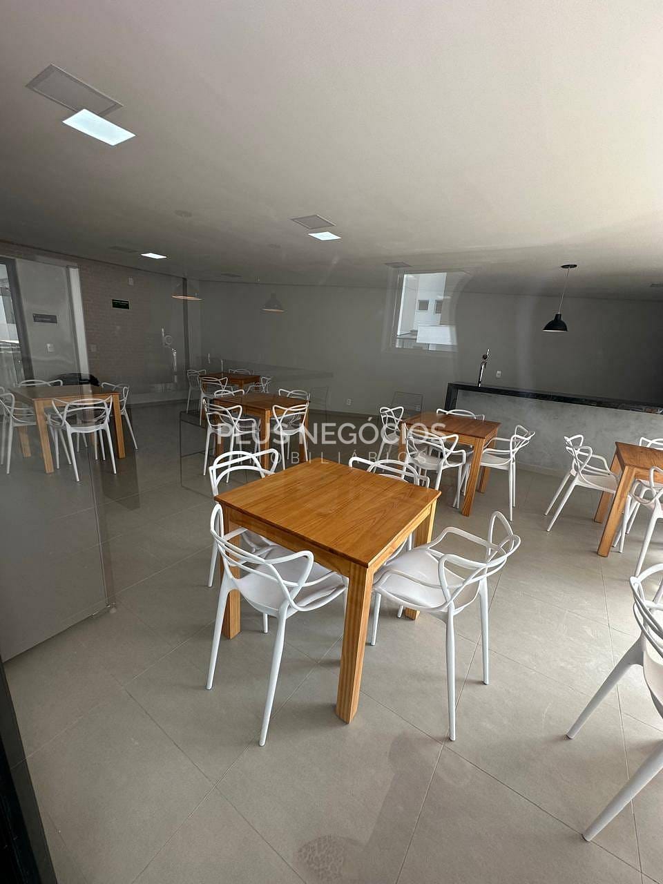 Apartamento à venda com 2 quartos, 60m² - Foto 44
