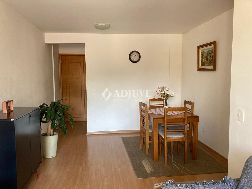 Apartamento à venda com 2 quartos, 88m² - Foto 5