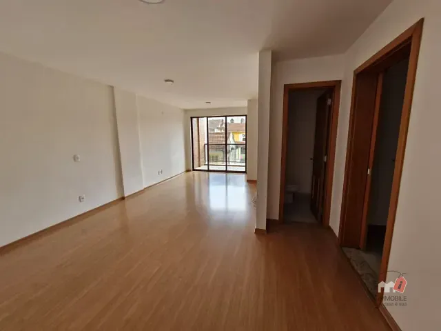 Apartamento 2 quartos e 1 banheiro, à venda, no bairro Coronel Veiga em Petrópolis