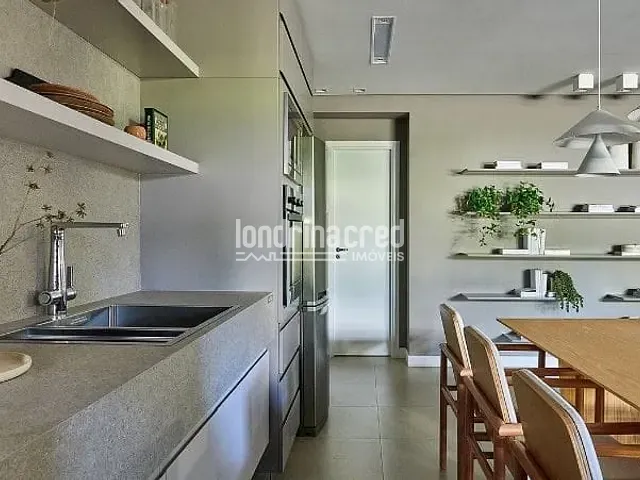Apartamento com 196m² 3 quartos e 2 banheiros, à venda, no bairro Santa Rosa em Londrina