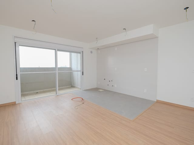 Apartamento 3 quartos e 2 banheiros, à venda ou para alugar, no bairro Areal em Pelotas