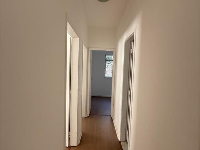 Apartamento 2 quartos e 1 banheiro, à venda, no bairro Bingen em Petrópolis