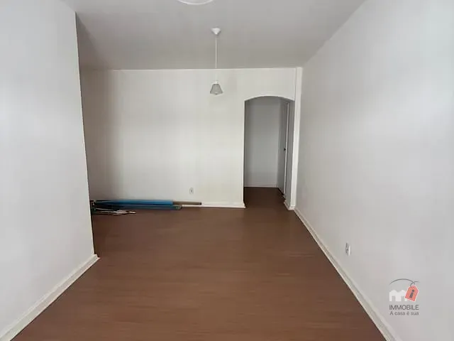 Apartamento 2 quartos e 1 banheiro, à venda, no bairro Bingen em Petrópolis