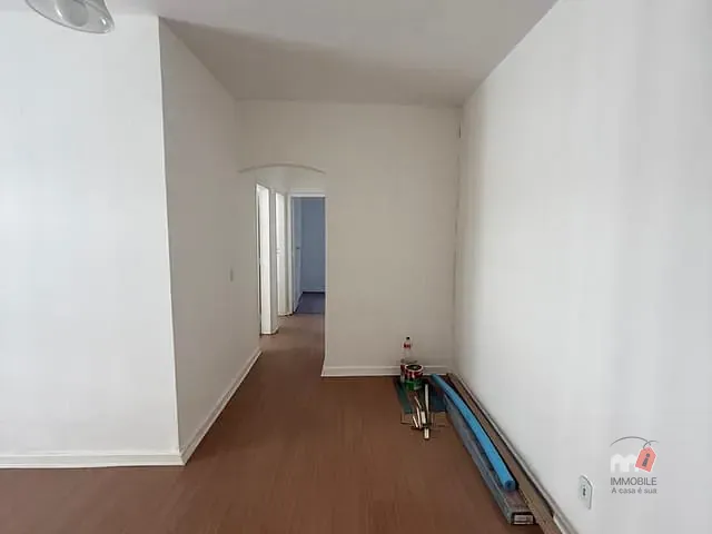 Apartamento 2 quartos e 1 banheiro, à venda, no bairro Bingen em Petrópolis