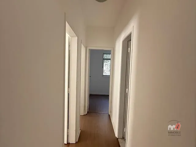 Apartamento 2 quartos e 1 banheiro, à venda, no bairro Bingen em Petrópolis