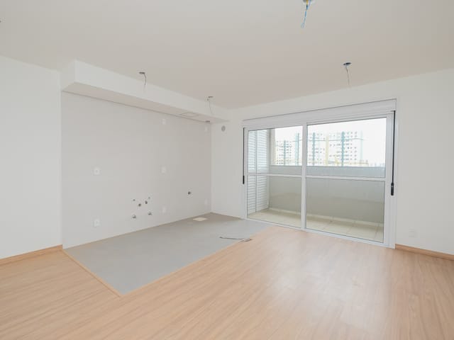 Apartamento 3 quartos e 2 banheiros, à venda ou para alugar, no bairro Areal em Pelotas