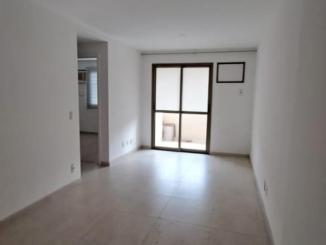 Apartamento 3 quartos e 2 banheiros, à venda, no bairro Centro em Niterói
