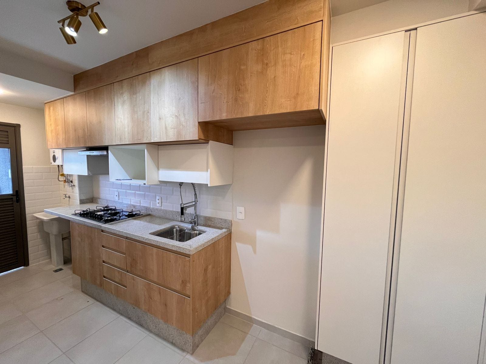 Apartamento, 2 quartos, 64 m² - Foto 1