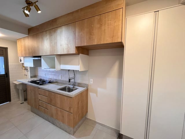 Apartamento 2 quartos e 2 banheiros, para alugar, no bairro Gleba Fazenda Palhano em Londrina