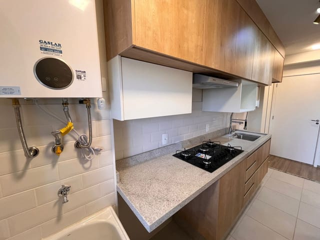 Apartamento 2 quartos e 2 banheiros, para alugar, no bairro Gleba Fazenda Palhano em Londrina