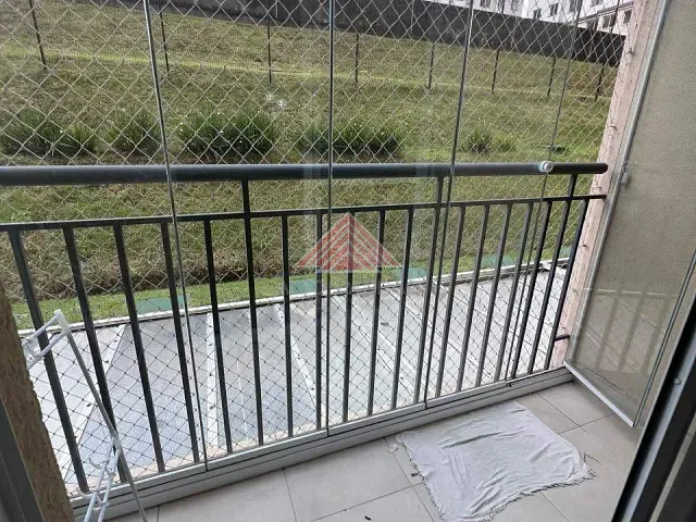 Apartamento 2 quartos e 2 banheiros, para alugar, no bairro Parque São Vicente em Mauá