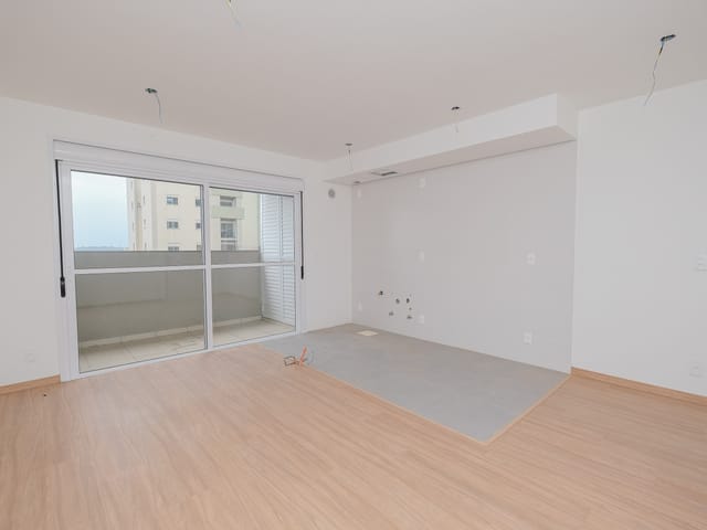 Apartamento 3 quartos e 2 banheiros, à venda ou para alugar, no bairro Areal em Pelotas