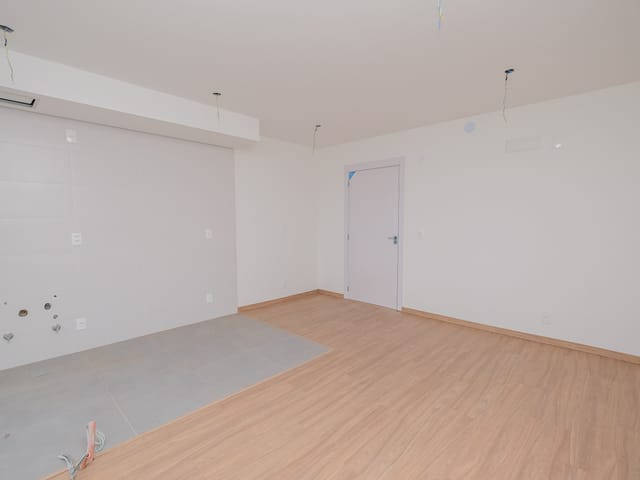 Apartamento 3 quartos e 2 banheiros, à venda ou para alugar, no bairro Areal em Pelotas