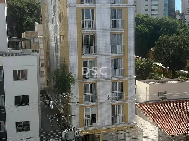 Apartamento com 63m² 2 quartos e 1 banheiro, à venda, no bairro Água Verde em Curitiba