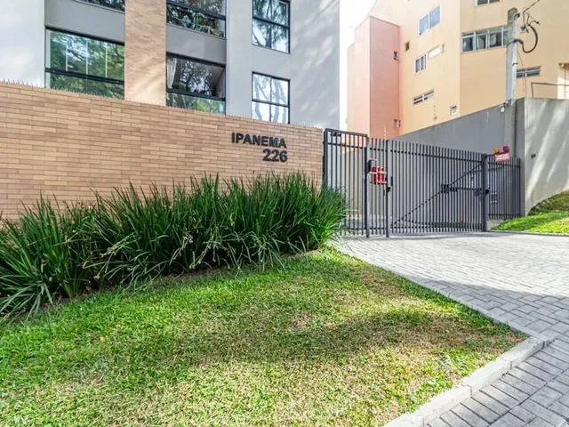 Apartamento 2 quartos e 2 banheiros, para alugar, no bairro Vila Izabel em Curitiba