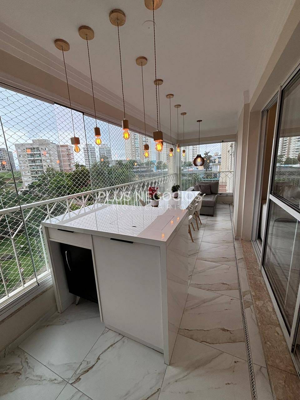 Apartamento à venda com 3 quartos, 135m² - Foto 6