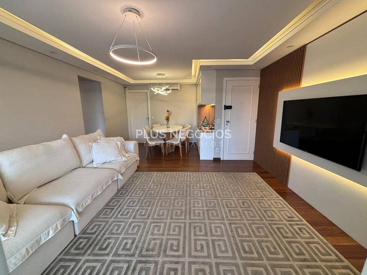Apartamento à venda com 3 quartos, 135m² - Foto 5