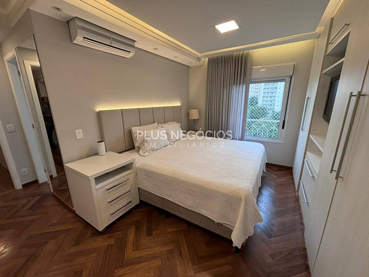 Apartamento à venda com 3 quartos, 135m² - Foto 20