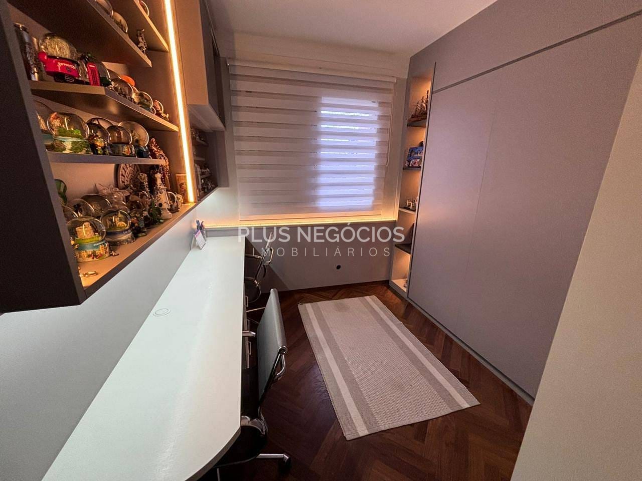Apartamento à venda com 3 quartos, 135m² - Foto 23