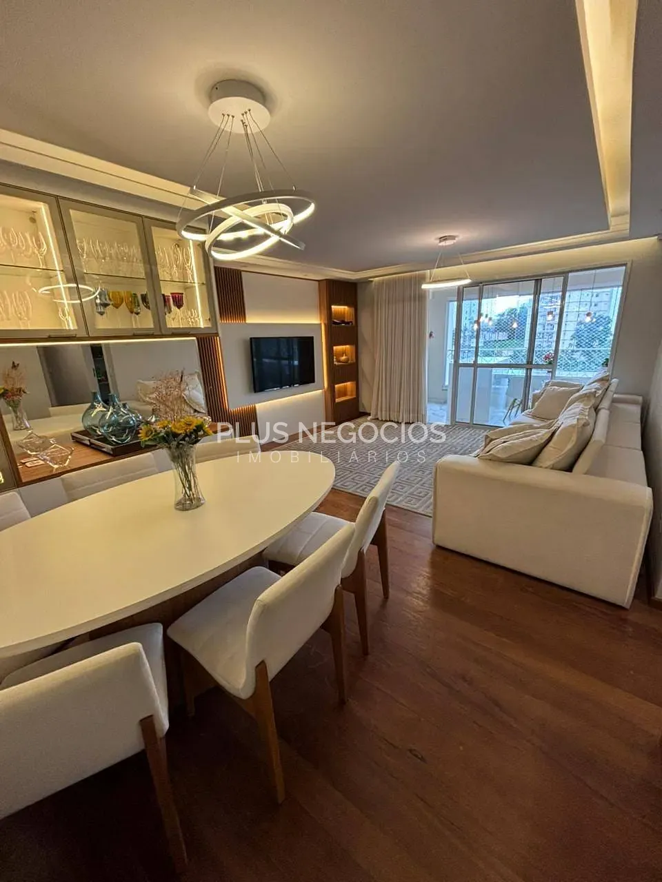 Apartamento, 3 quartos, 135 m² - Foto 2