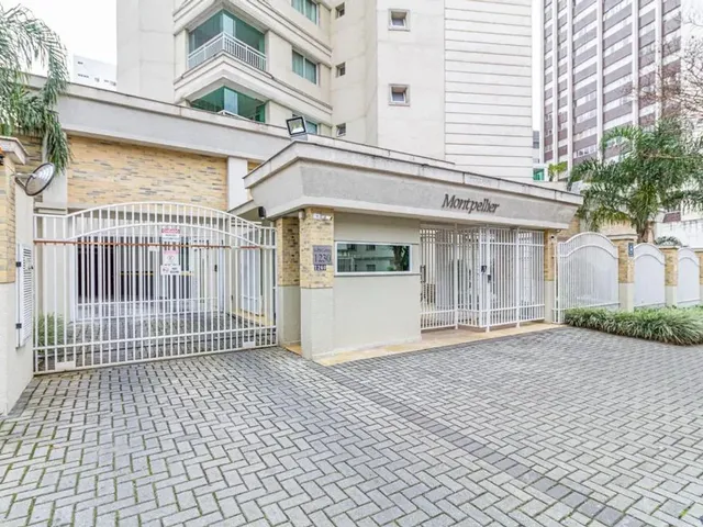 Apartamento 3 quartos e 2 banheiros, para alugar, no bairro Água Verde em Curitiba