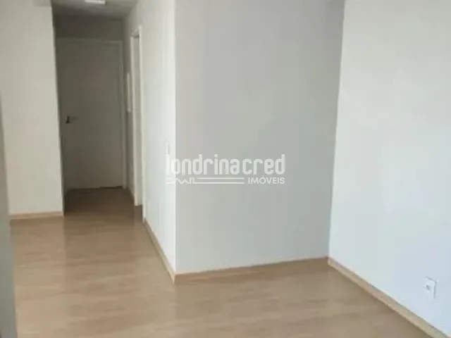 Apartamento 2 quartos e 2 banheiros, à venda, no bairro Vila Siam em Londrina