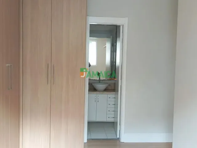 Apartamento com 56m² 2 quartos e 2 banheiros, para alugar, no bairro Cajuru em Curitiba