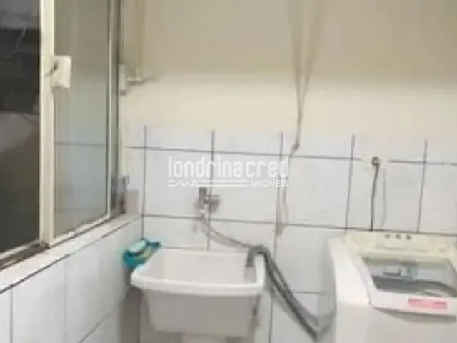 Apartamento 3 quartos e 2 banheiros, à venda, no bairro Vila Shimabokuro em Londrina