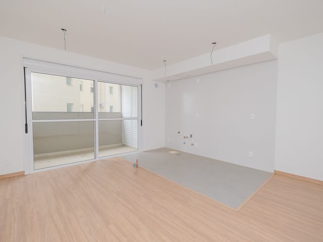 Apartamento 3 quartos e 2 banheiros, à venda ou para alugar, no bairro Areal em Pelotas