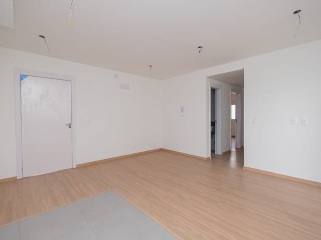 Apartamento 3 quartos e 2 banheiros, à venda ou para alugar, no bairro Areal em Pelotas