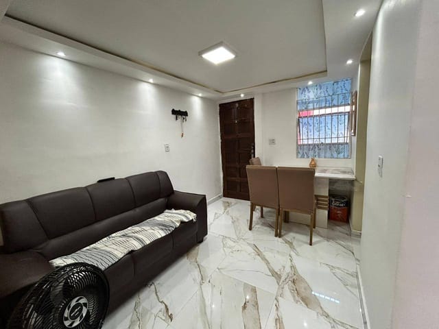 Foto do Apartamento - Apartamento à venda, 2 quartos, 1 banheiro, 1 vaga dentro do condomínio, 38m² Cohab V | Collina Imóveis