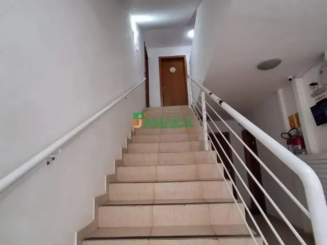 Apartamento 2 quartos e 1 banheiro, à venda, no bairro Rio Verde em Colombo