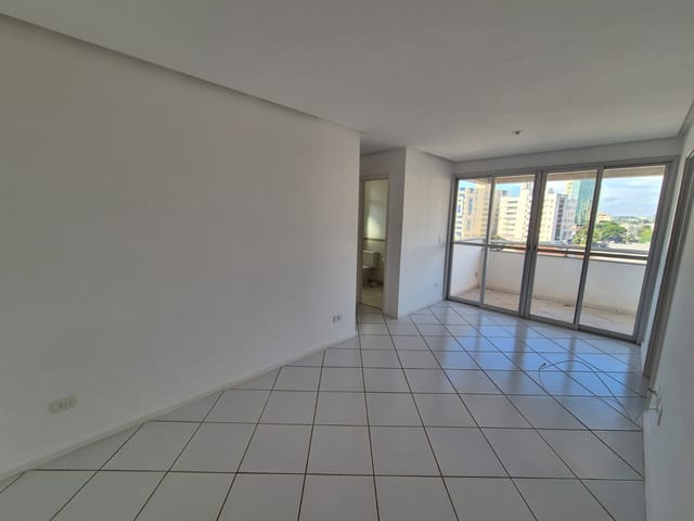 Apartamento com 72m² 1 quarto e 1 banheiro, à venda, no bairro Jardim Higienópolis em Londrina