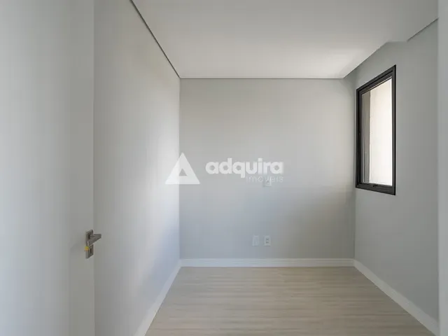 Apartamento com 90m² 3 quartos e 2 banheiros, à venda, no bairro Uvaranas em Ponta Grossa