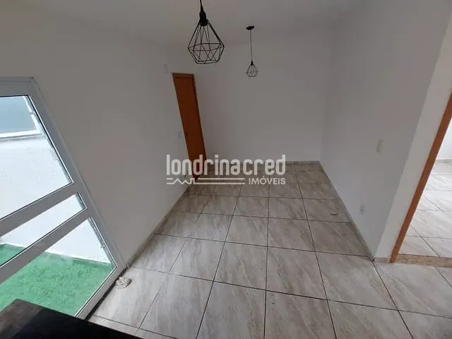 Apartamento com 49m² 2 quartos e 1 banheiro, à venda, no bairro Jardim Maria Luiza em Londrina