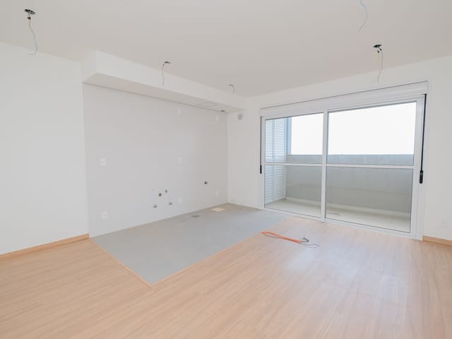 Apartamento 2 quartos e 1 banheiro, à venda ou para alugar, no bairro Areal em Pelotas