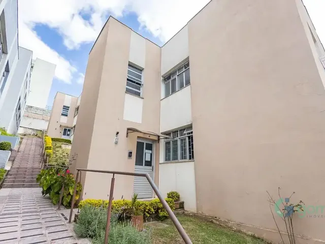 Apartamento 2 quartos e 1 banheiro, para alugar, no bairro Bigorrilho em Curitiba