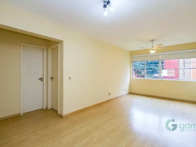 Apartamento 2 quartos e 1 banheiro, para alugar, no bairro Bigorrilho em Curitiba