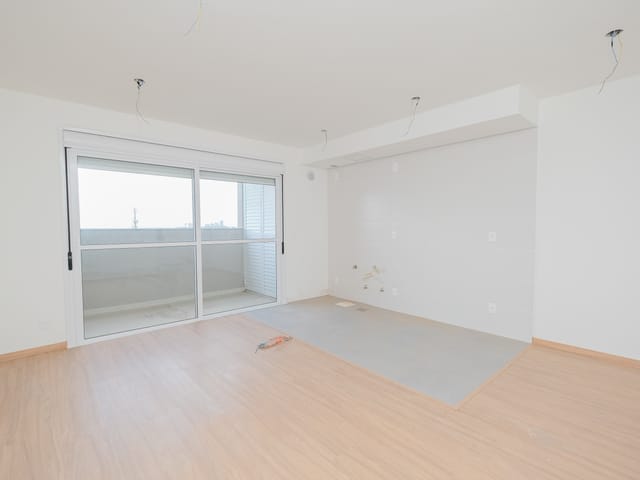 Apartamento 3 quartos e 2 banheiros, à venda ou para alugar, no bairro Areal em Pelotas