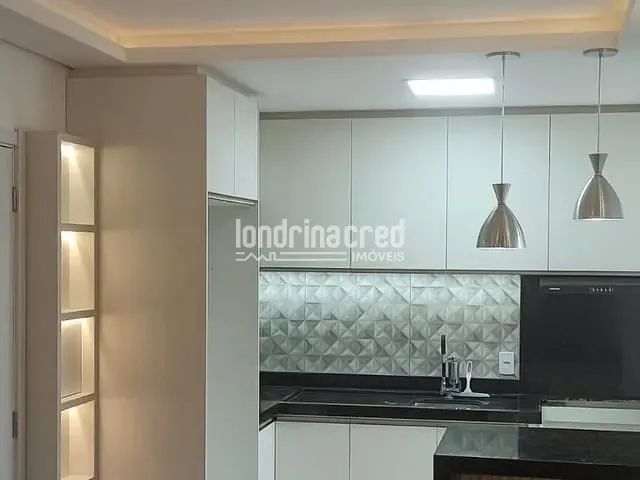 Apartamento 2 quartos e 1 banheiro, à venda, no bairro Jardim Santo Amaro em Cambé