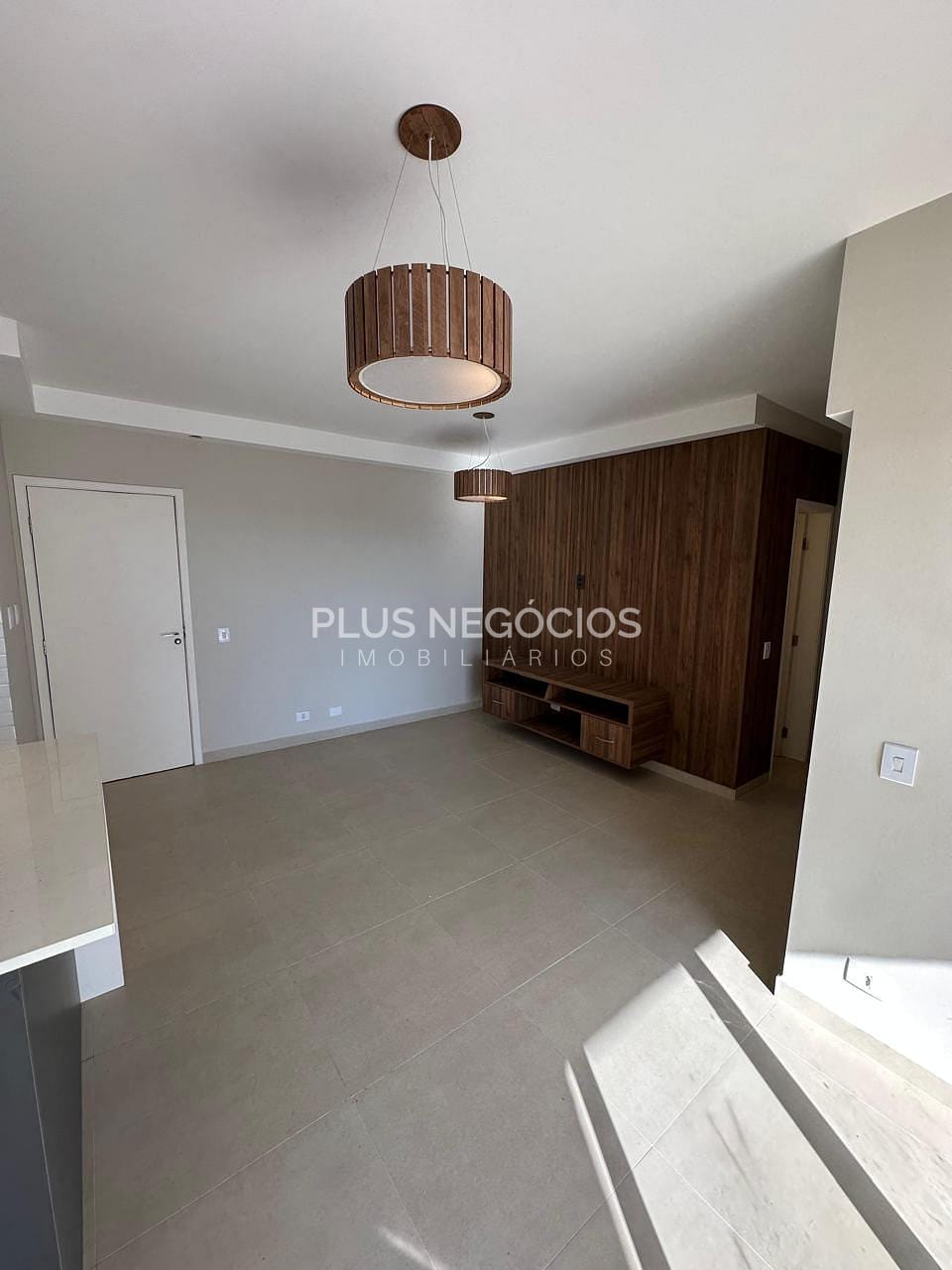 Apartamento à venda com 2 quartos, 63m² - Foto 4