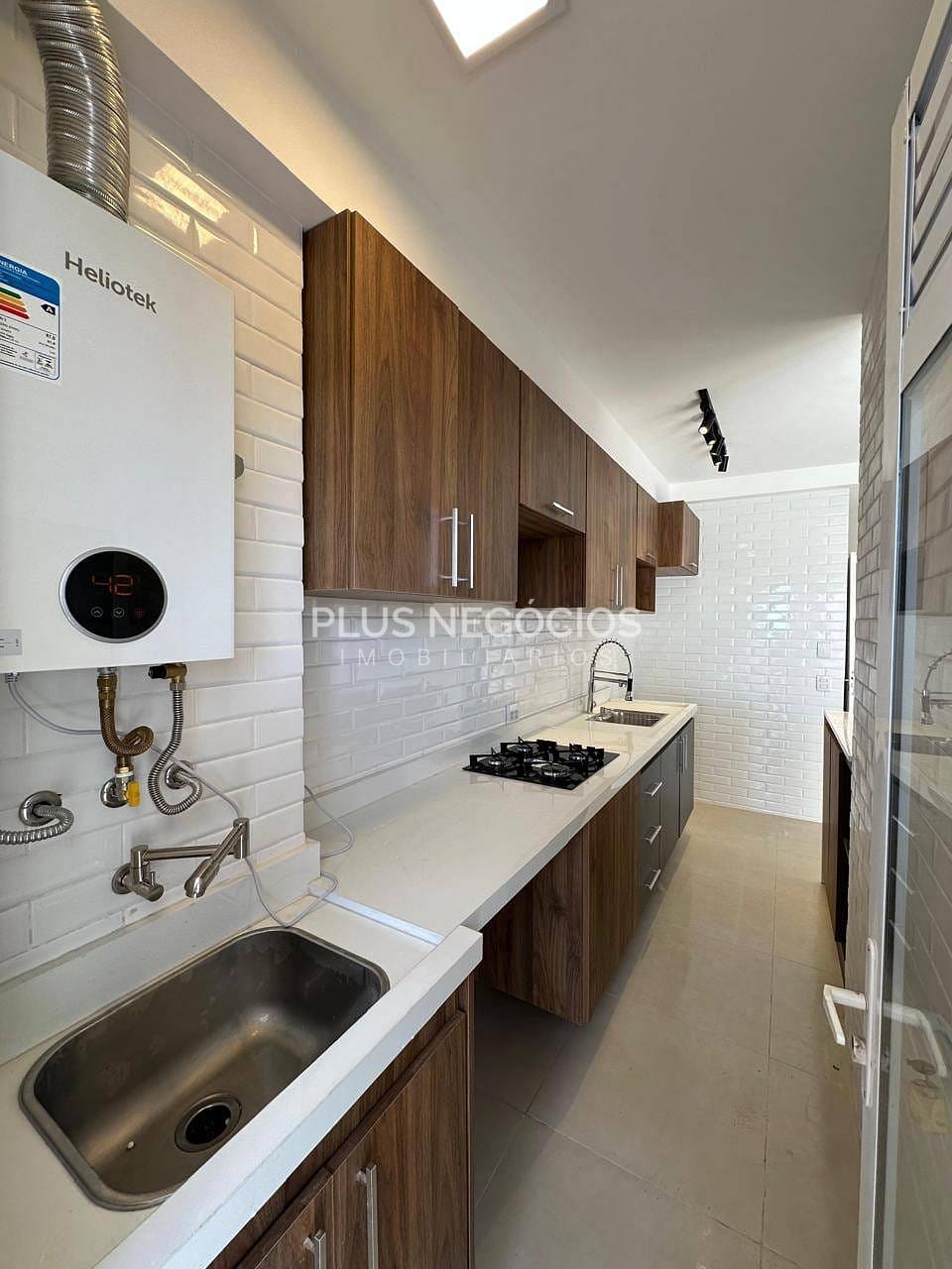 Apartamento à venda com 2 quartos, 63m² - Foto 8
