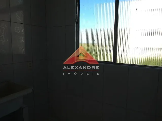 Apartamento com 10m² 2 quartos e 1 banheiro, para alugar, no bairro Vila Industrial em São José Dos Campos