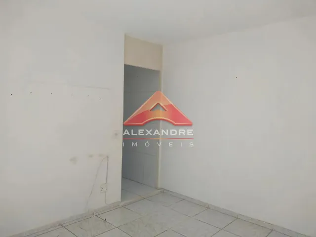 Apartamento com 10m² 2 quartos e 1 banheiro, para alugar, no bairro Vila Industrial em São José Dos Campos