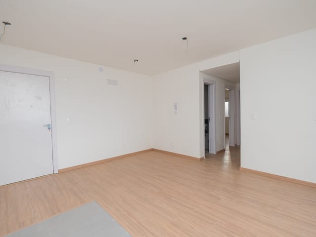 Apartamento 3 quartos e 2 banheiros, à venda ou para alugar, no bairro Areal em Pelotas
