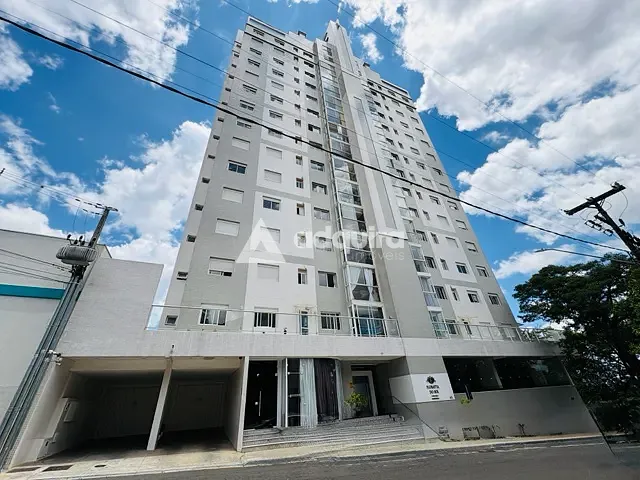Apartamento com 202m² 3 quartos e 2 banheiros, à venda, no bairro Centro em Ponta Grossa