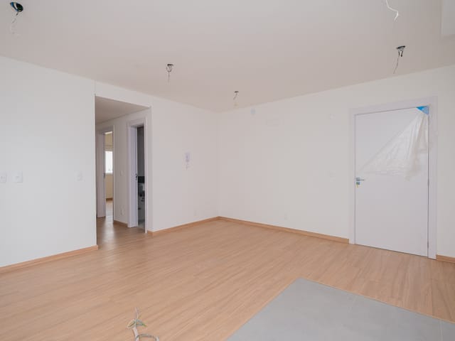 Apartamento 3 quartos e 2 banheiros, à venda ou para alugar, no bairro Areal em Pelotas